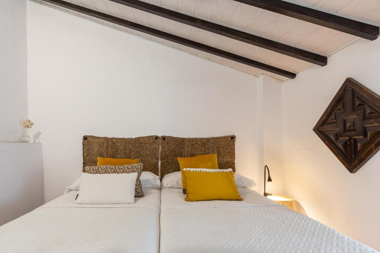 Casa Randonneur, Traditional Townhouse In Alora. Экстерьер фото