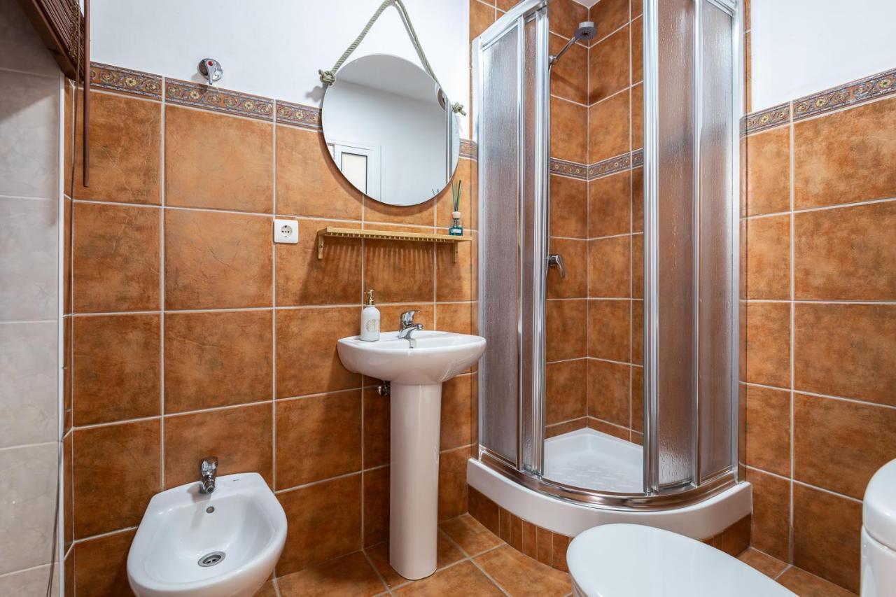 Casa Randonneur, Traditional Townhouse In Alora. Экстерьер фото